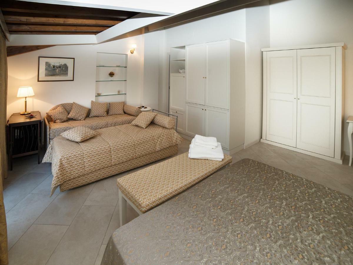Marina Di Savoca Apartment Santa Teresa Di Riva Exterior foto