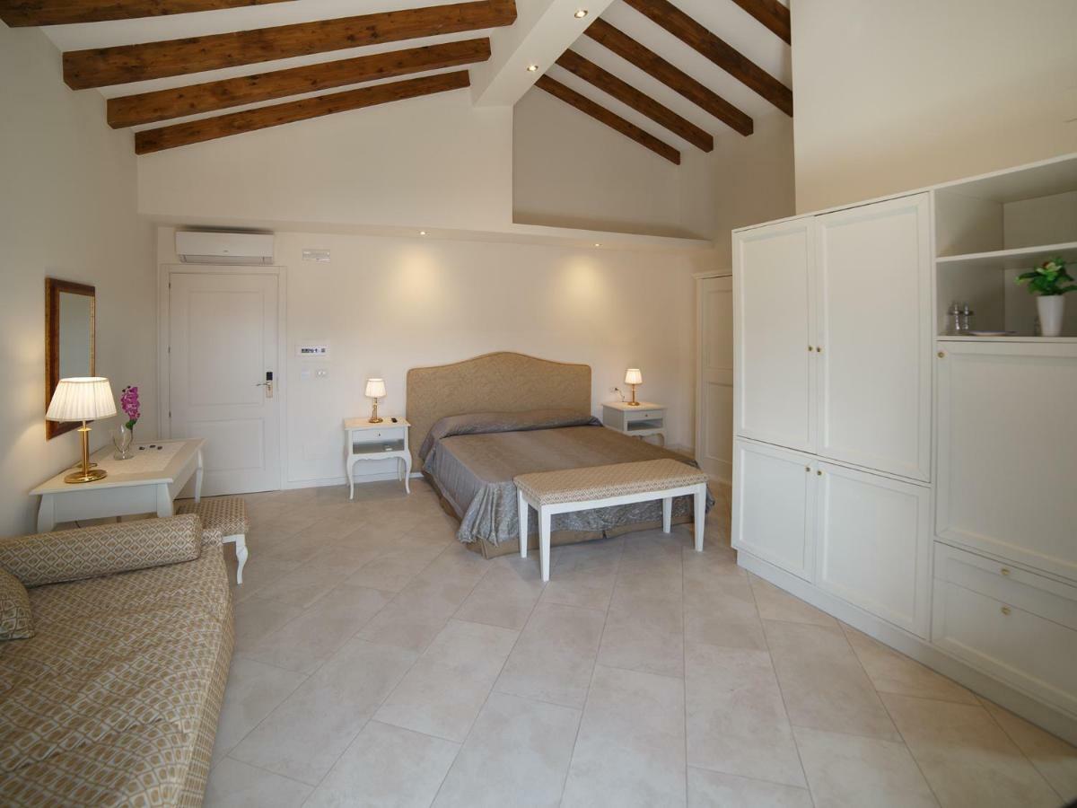 Marina Di Savoca Apartment Santa Teresa Di Riva Exterior foto